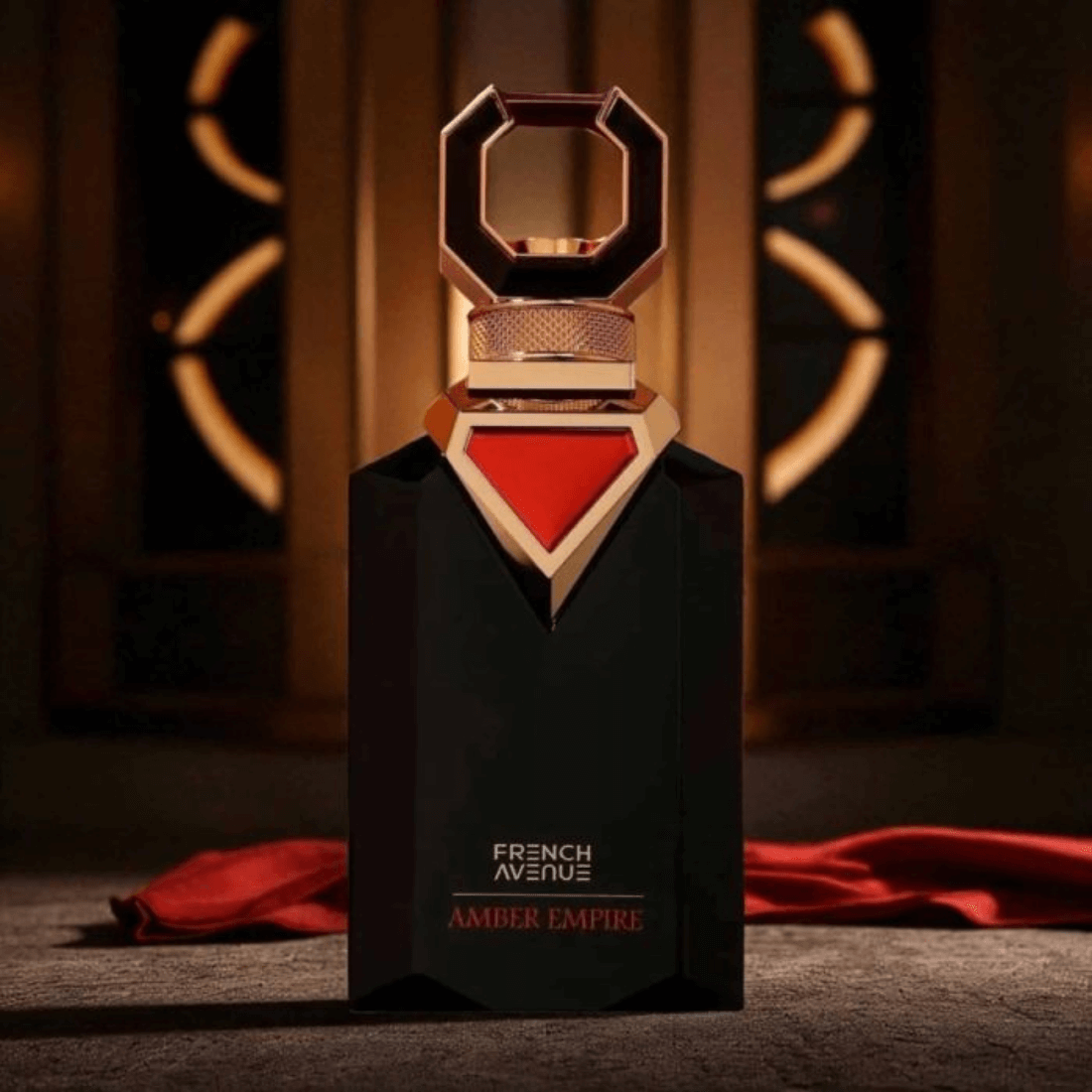 French Avenue Amber Empire arabisches Parfum mit Zuckerrohr und warmer Vanille