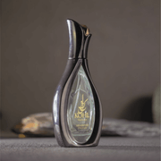 Arabiyat Prestige Kohl Opulence langanhaltend mit warmer, sinnlicher Basis