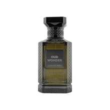 Fragrance World Oud Wonder mit Oud, Gewürzen und dunkler Wärme